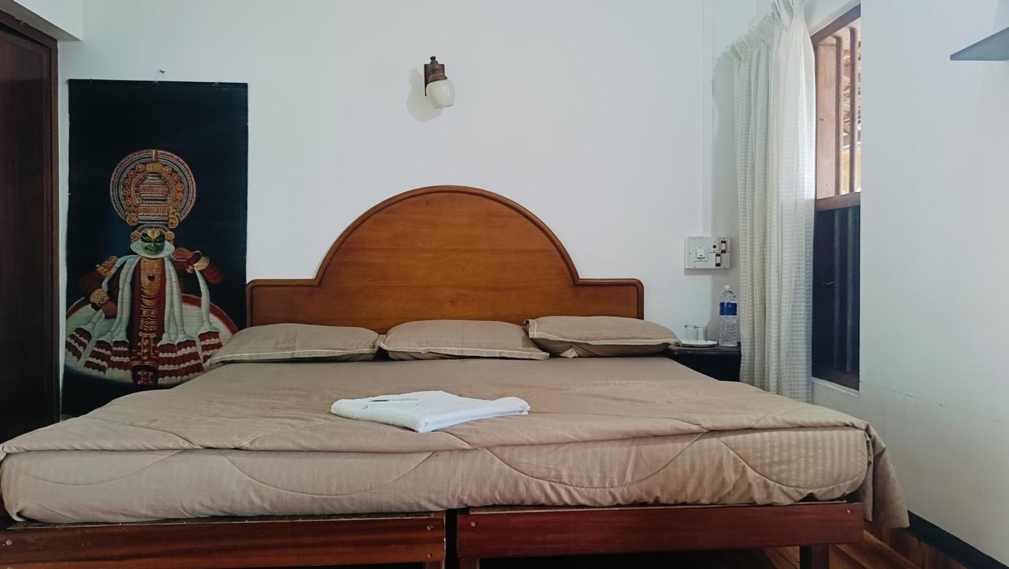 Ambadi's Apartment Pallipuram Bagian luar foto
